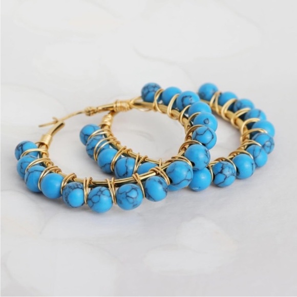 🌹🆕 Beaded Boho Hoop Earrings Blue and yellow gold - Picture 6 of 6